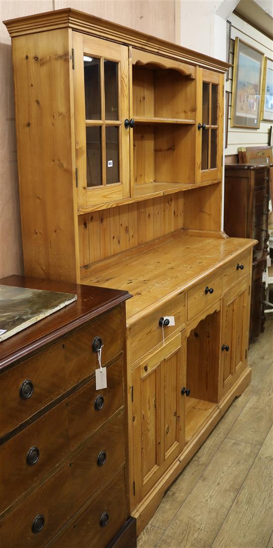 A modern pine dresser W.156cm